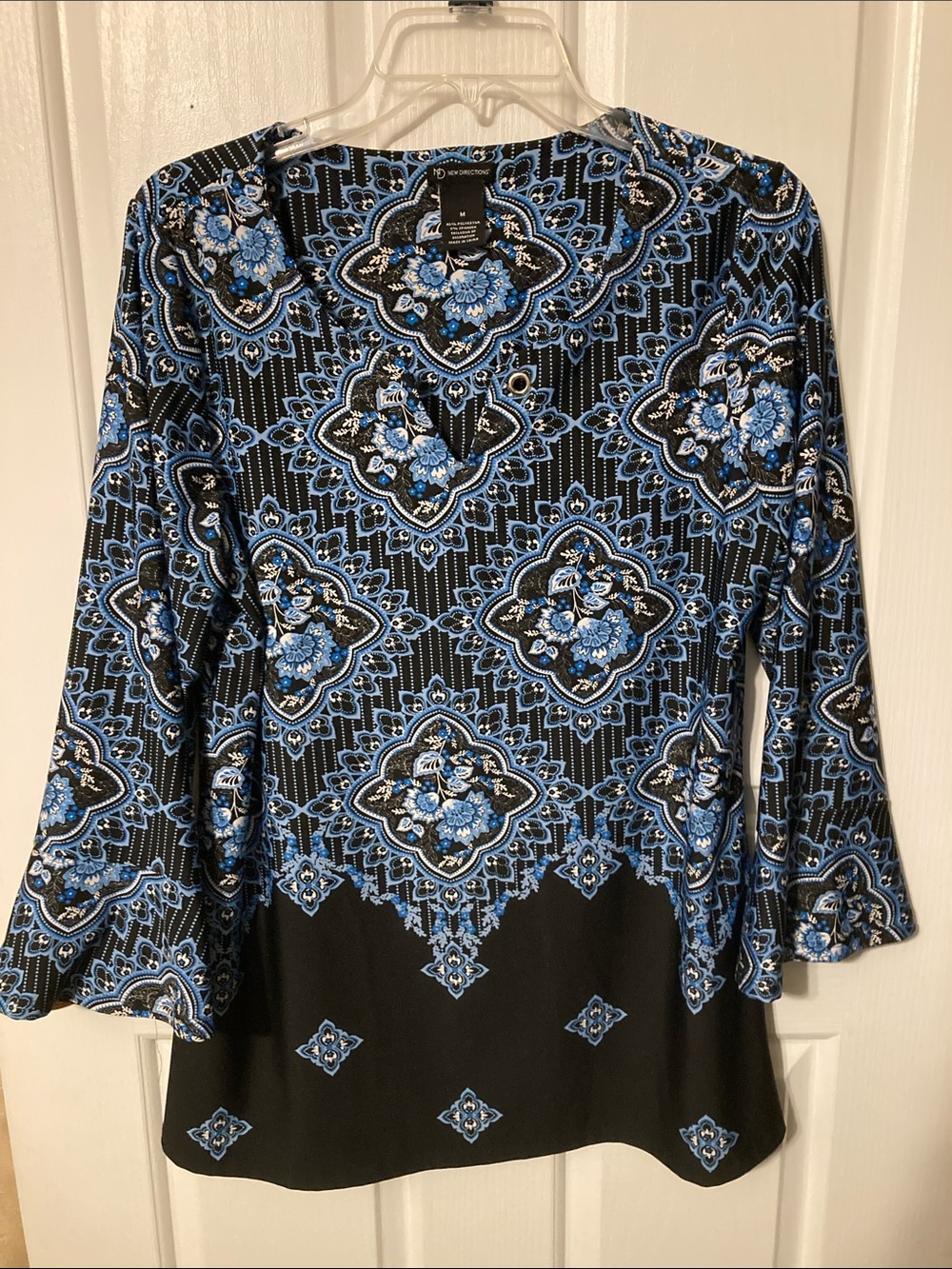 50% off in 3+ bundle, new directions Black and Blue Floral Mosaic Tunic